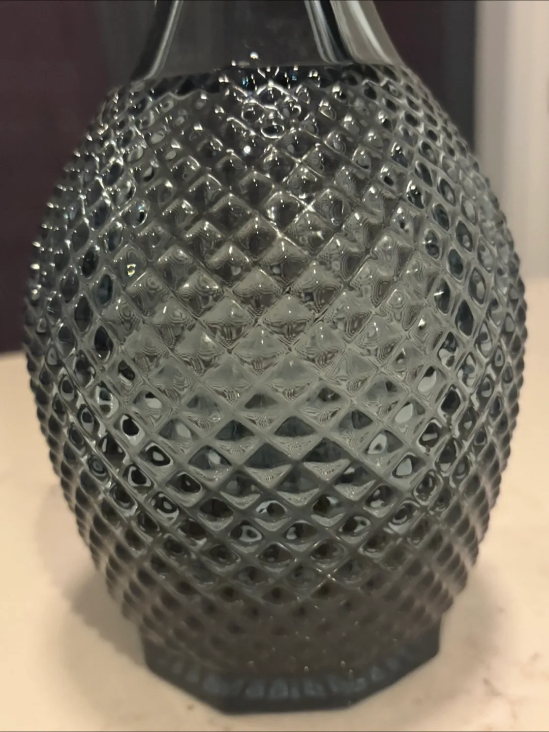 Blue Glass Decanter with Stopper image indicator(6)