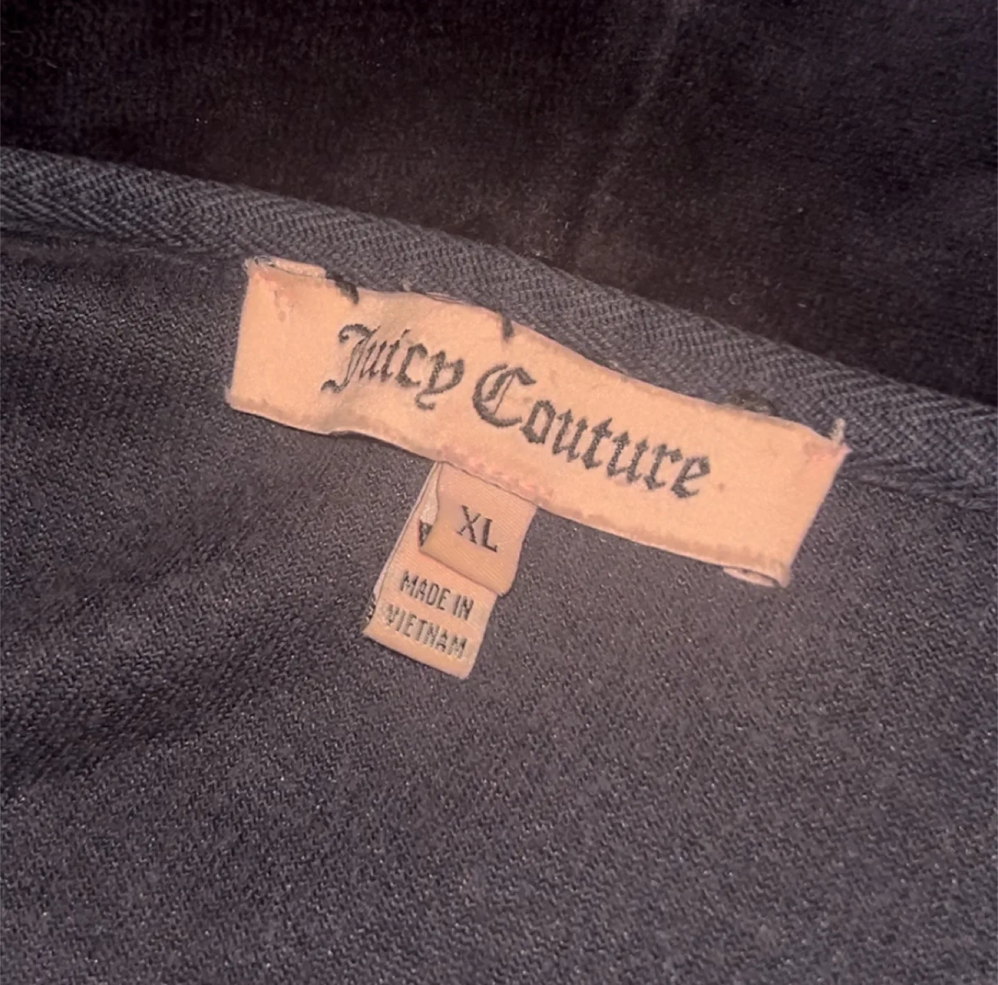 Juicy Couture Hoodie -XL (Dixie&Bloor) image indicator(9)