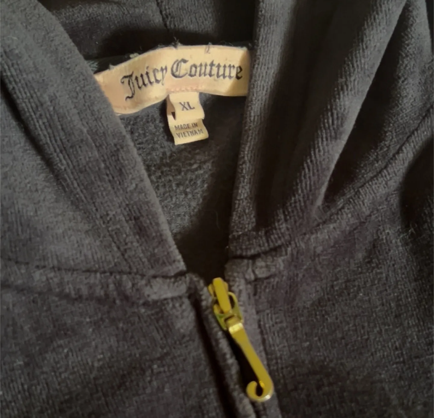 Juicy Couture Hoodie -XL (Dixie&Bloor) image indicator(10)