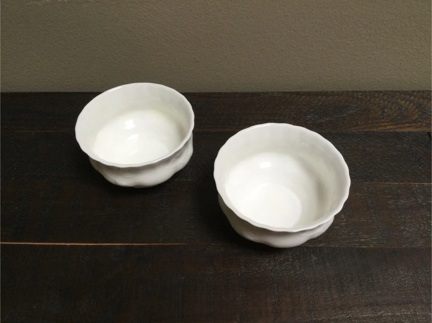 Royal Albert Old English Garden sugar/cream Bowls (Set of 2) image indicator(3)