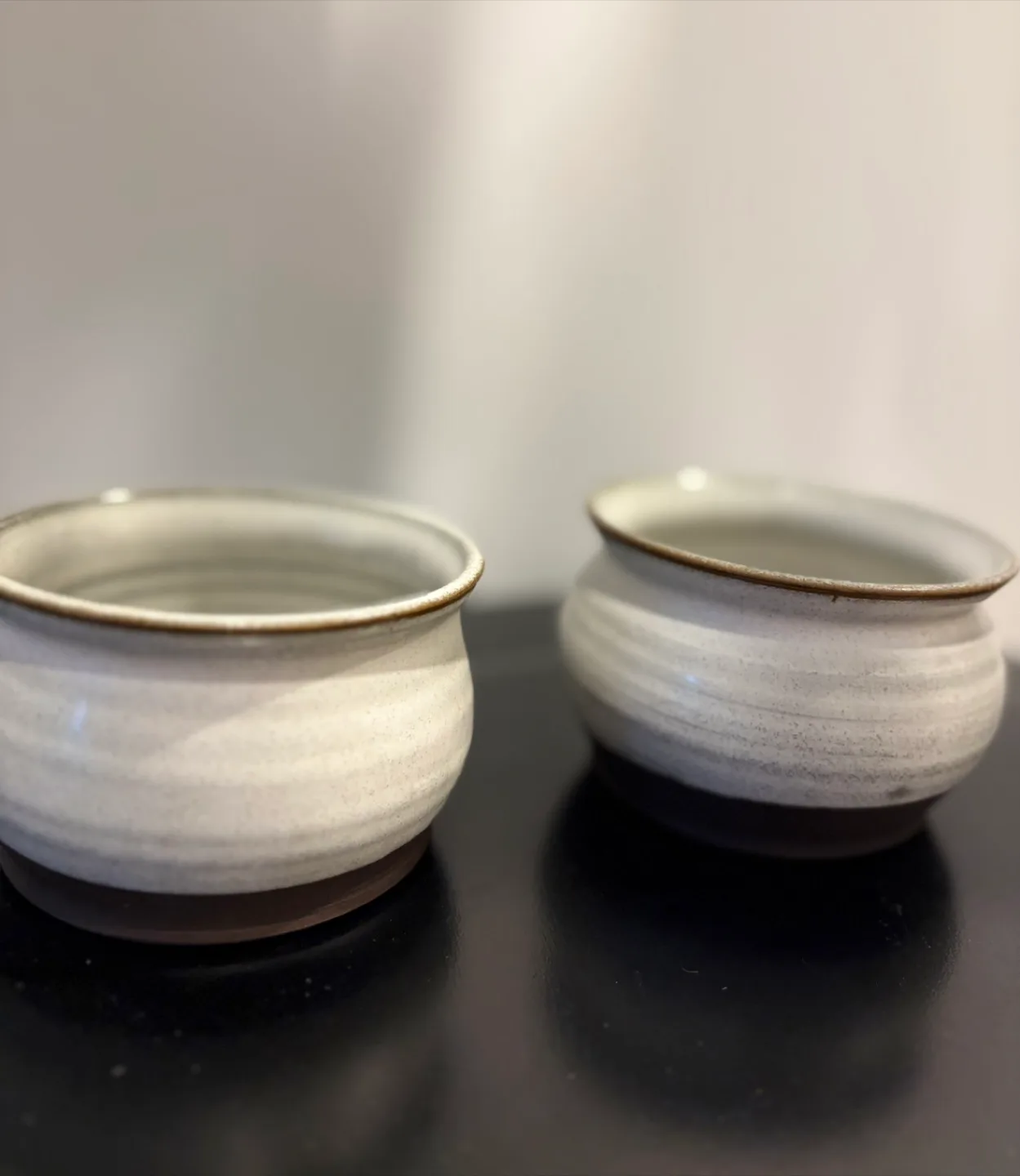 Handmade Ceramic Bowls (Set of 2) thumbnail