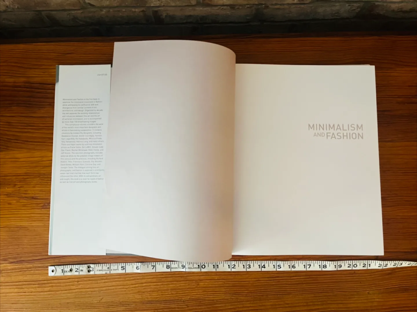 Minimalism and Fashion by Elyssa Dimant (Hardcover) image indicator(5)