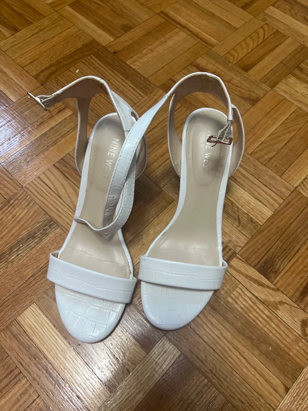 Nine West White Heels thumbnail