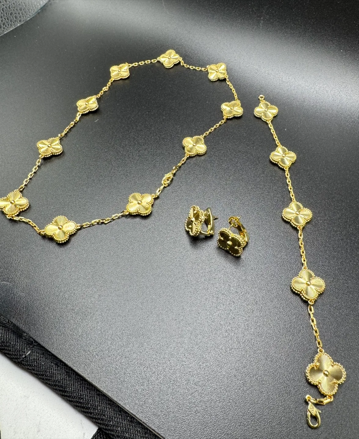 Van Cleef & Arpels Alhambra Gold Necklace, Bracelet & Earrings thumbnail