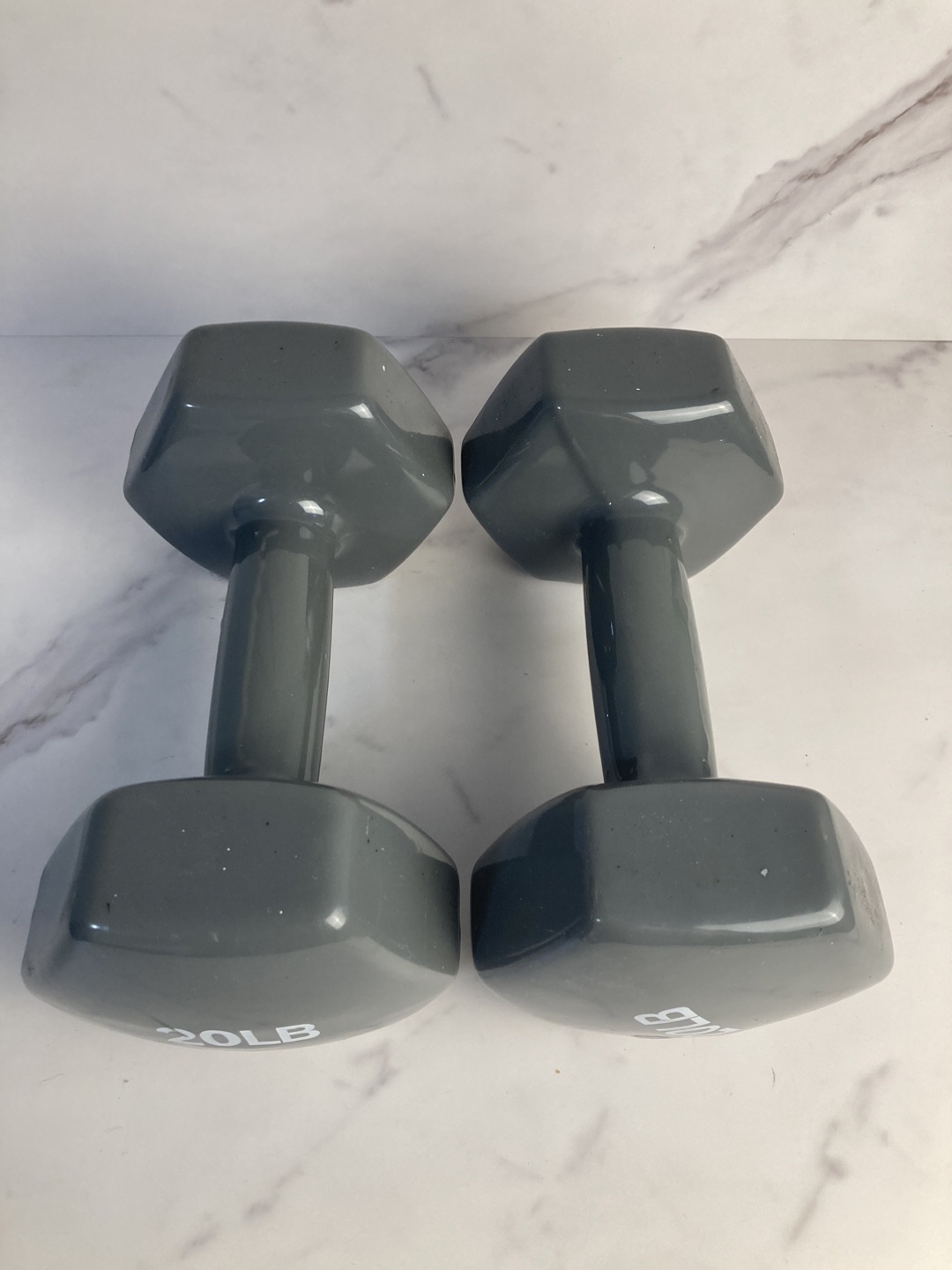 AmazonBasics 20lb Dumbbells - photo 2