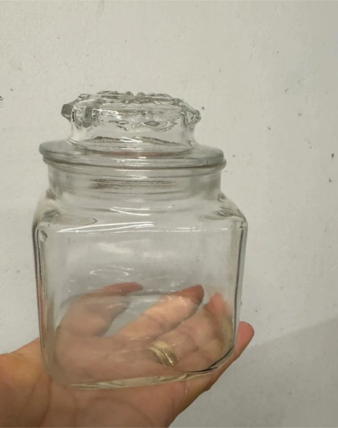 🇨🇦🍁Glass Jar with Lid thumbnail