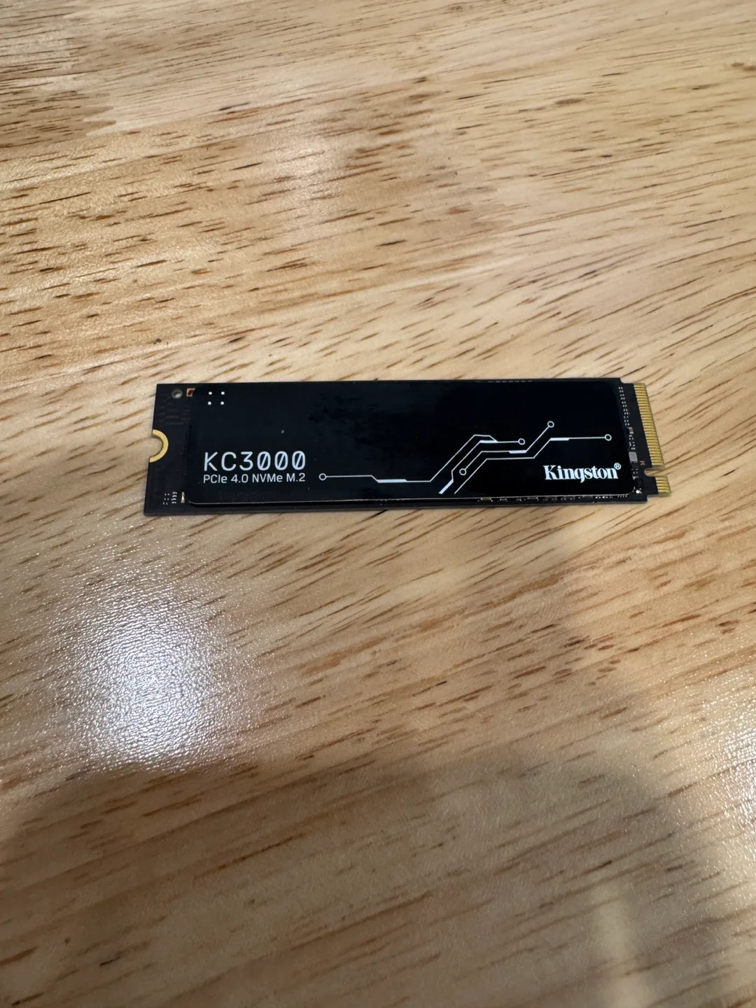 Kingston KC3000 512GB PCIe 4.0 NVMe M.2 SSD thumbnail