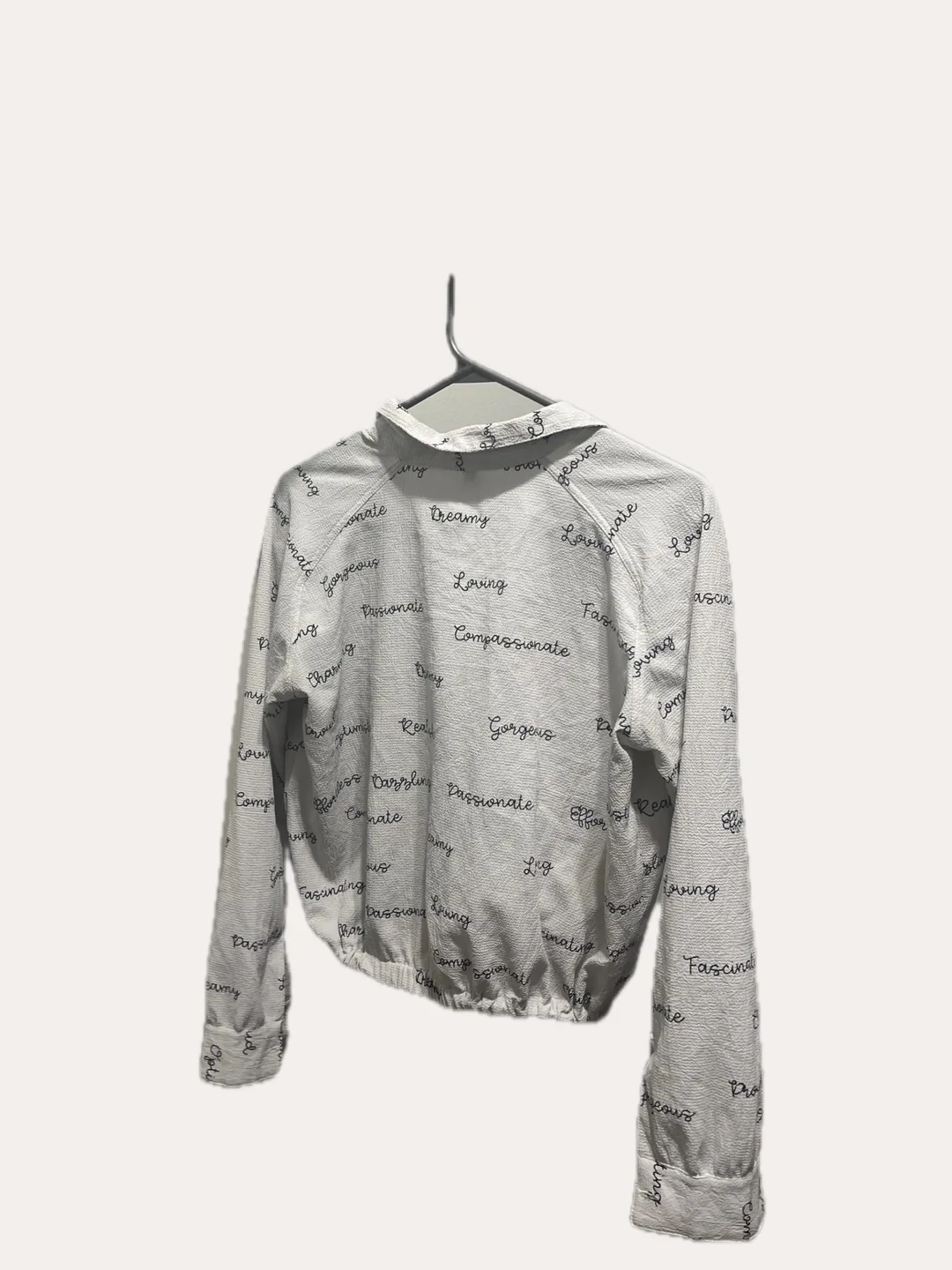 White Patterned Blouse image indicator(2)