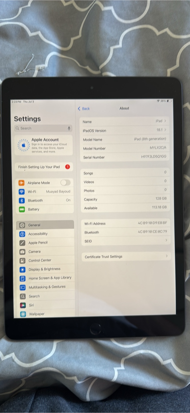 iPad 8th Gen 128GB Wifi - photo 3
