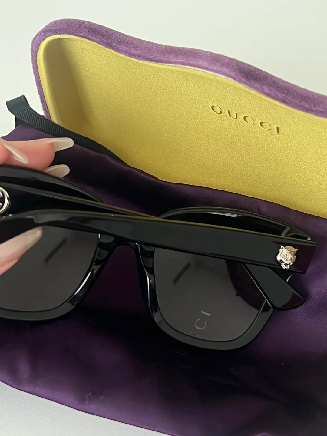 Gucci Black Sunglasses with Case image indicator(3)