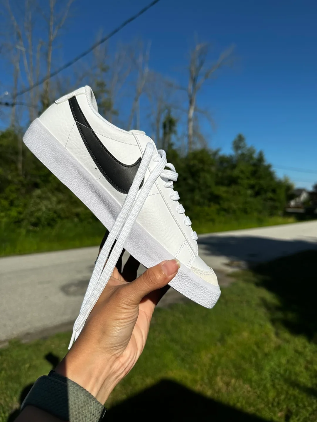 Nike Blazer Low Platform image indicator(3)