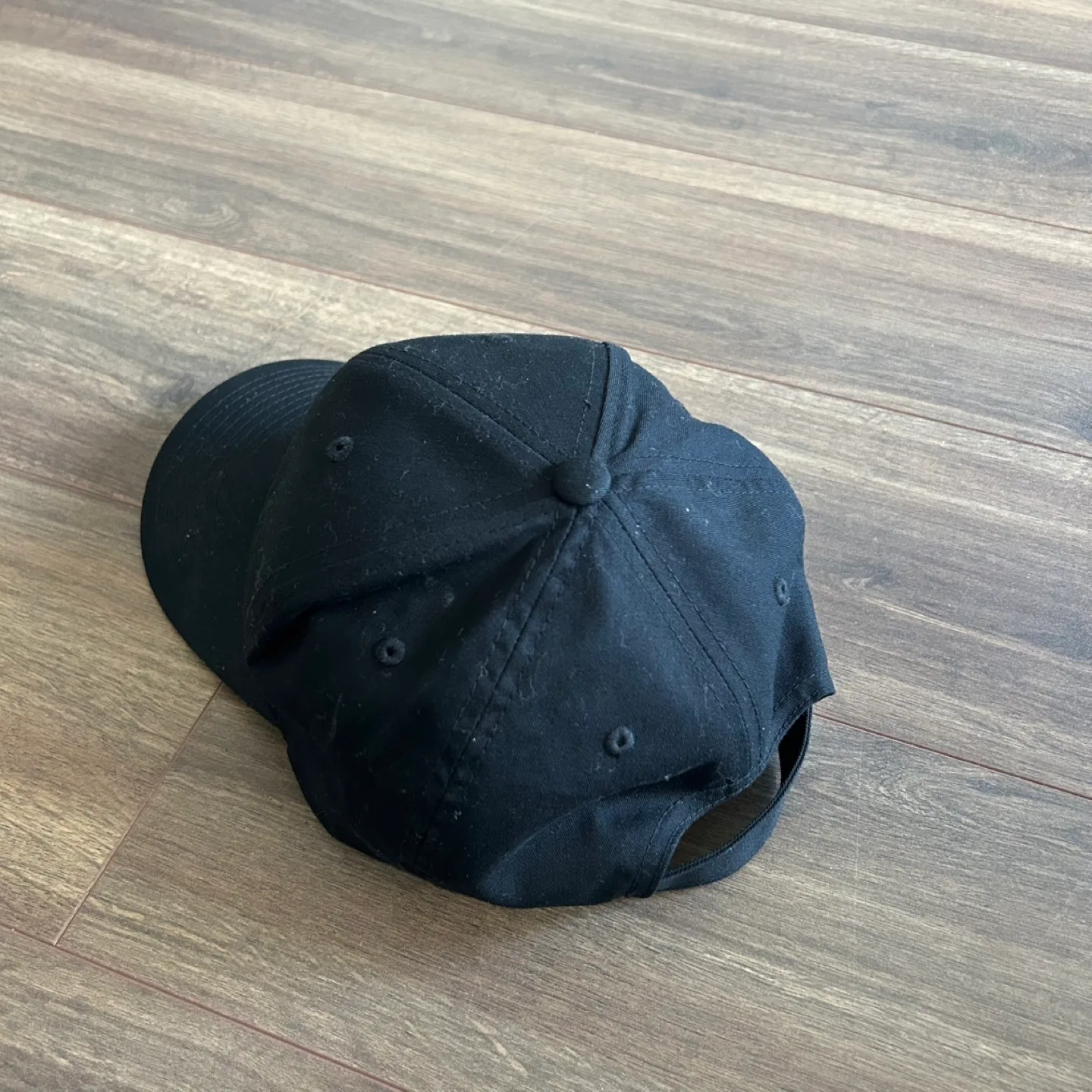 The Classics Black Baseball Cap image indicator(4)