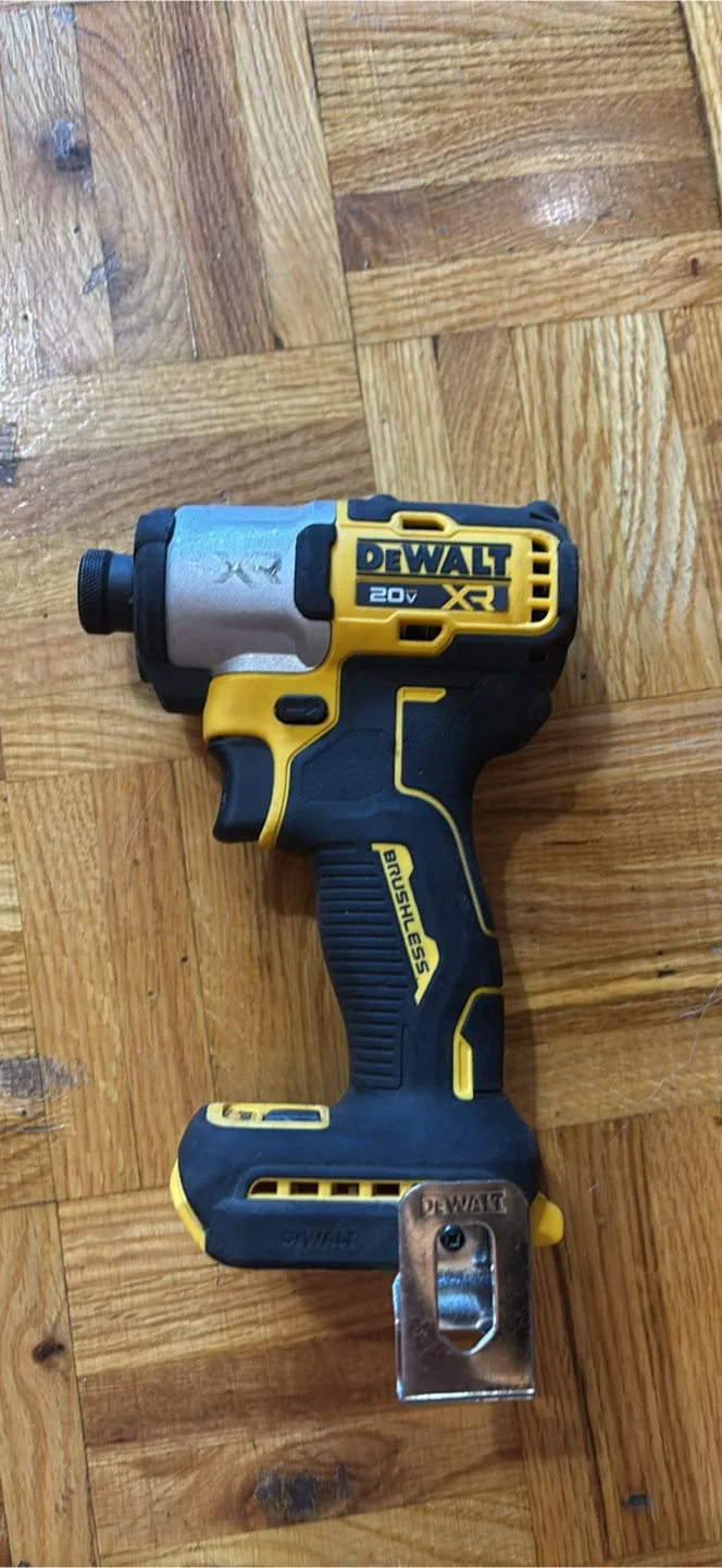 DeWalt 20V XR Brushless Impact Driver thumbnail