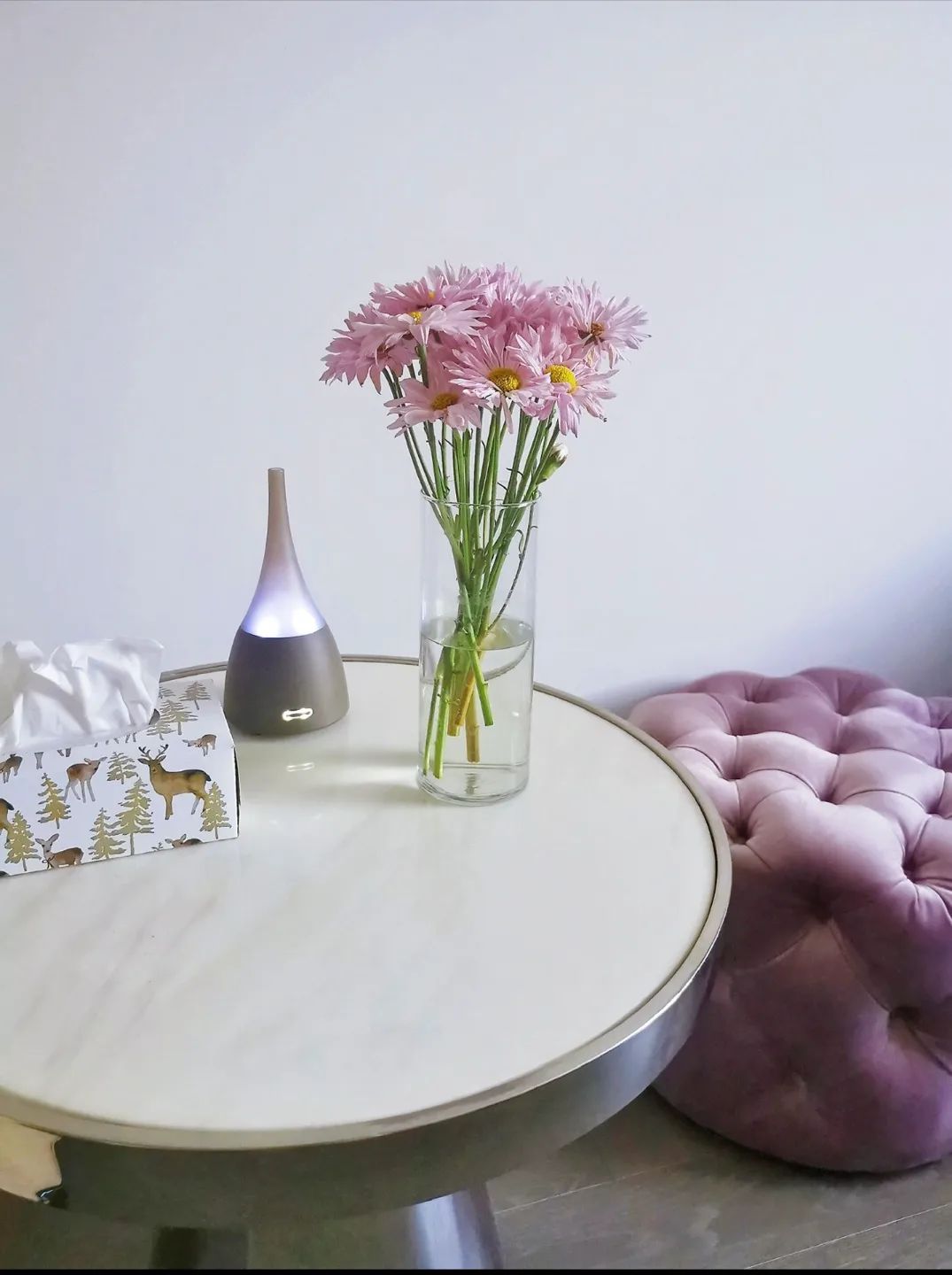 Round Marble Top Side Table image indicator(4)