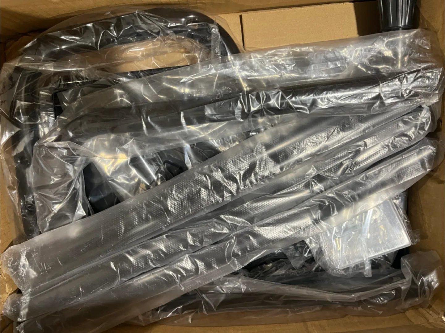 Leekpai Step Stool with Handle - Black image indicator(4)