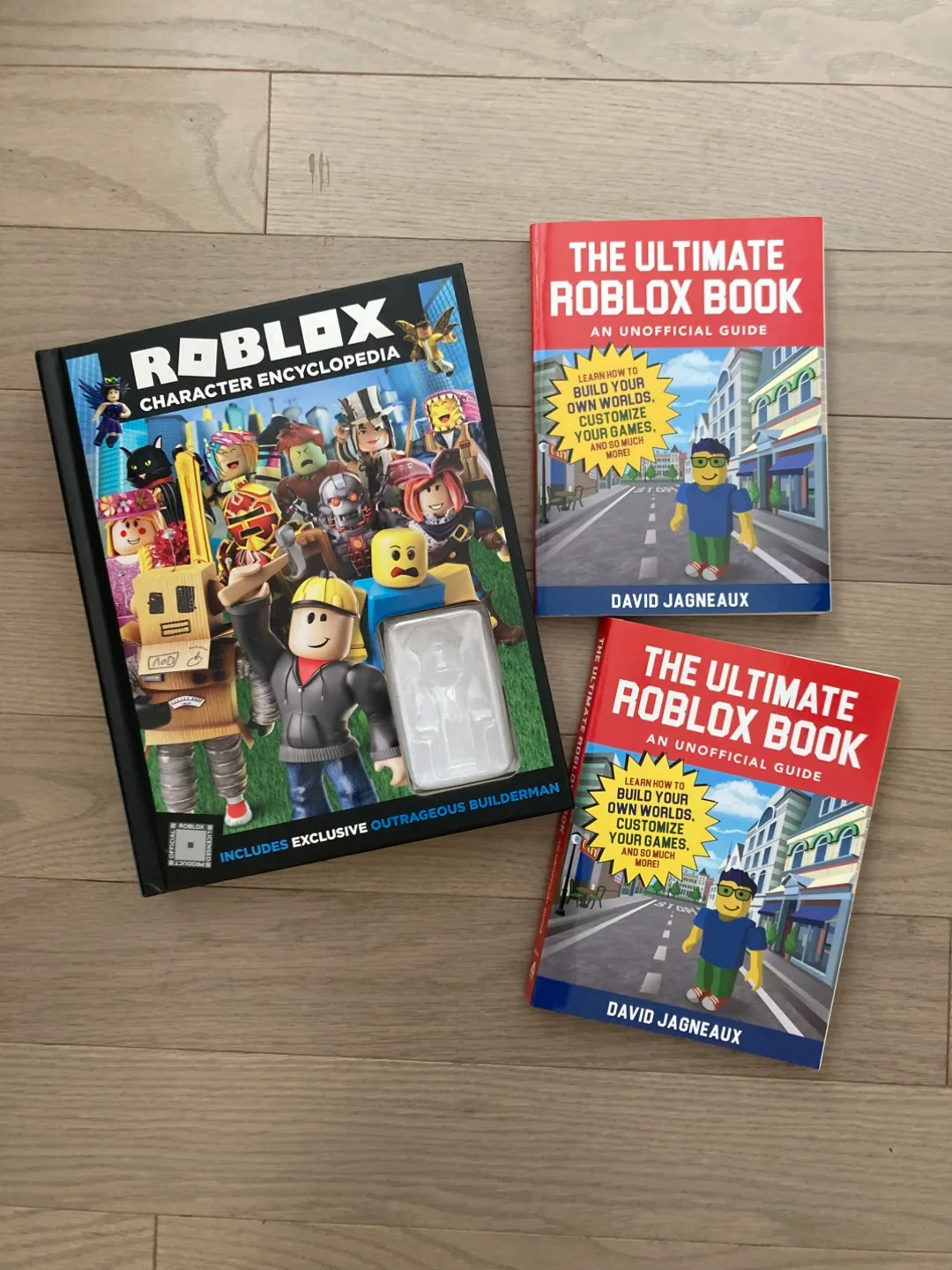 🇨🇦🍁Roblox Character Encyclopedia & Ultimate Roblox Book thumbnail