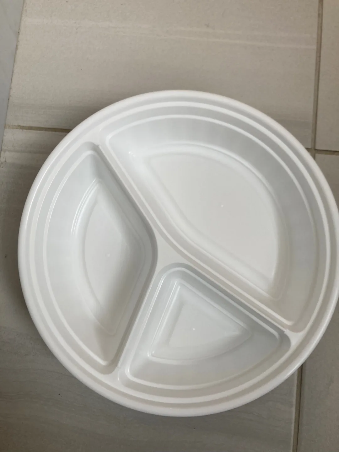 🇨🇦🍁 12 Plastic Takeout Food Container with Lid thumbnail