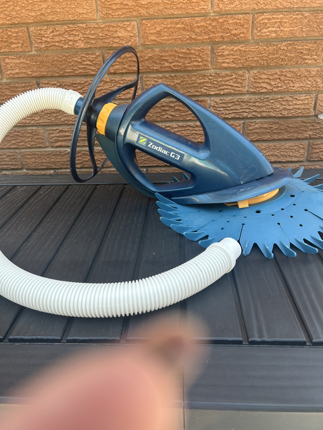 Zodiac G3 Pool Cleaner - photo 2