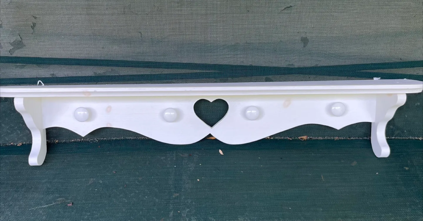 White Wooden Shelf/Hooks with Heart Detail image indicator(2)