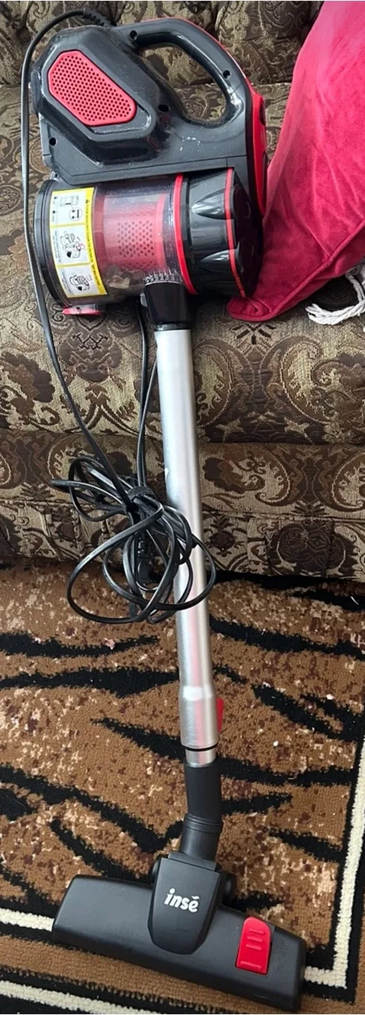 Inse Bagless Vacuum Cleaner thumbnail