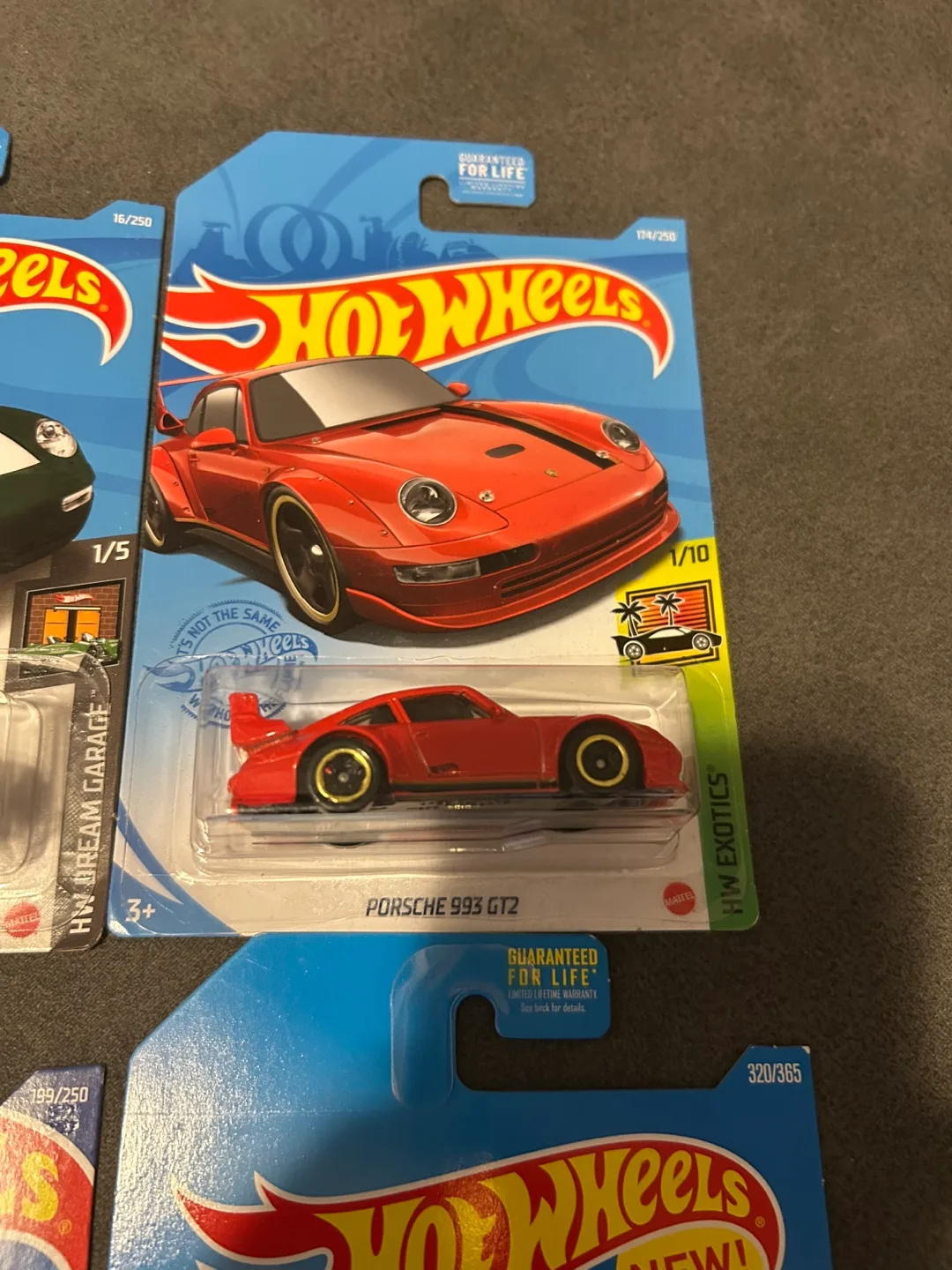 Hot Wheels Porsche Collection - New in Package image indicator(2)