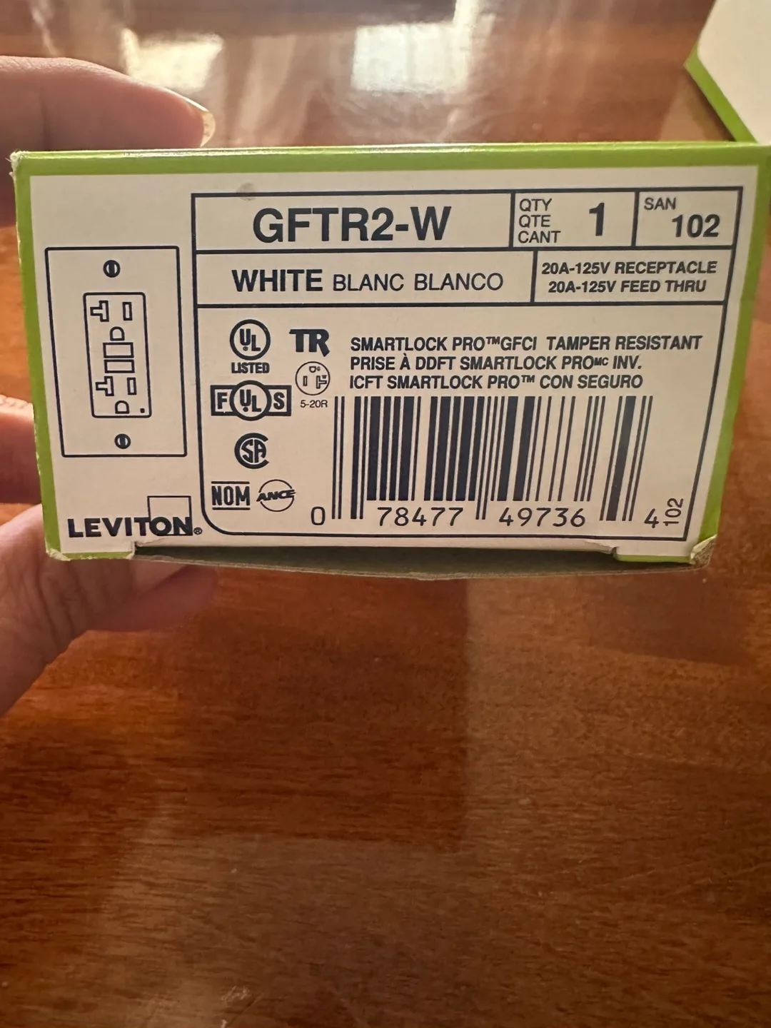 Leviton SmartlockPro GFCI Outlet GFTR2-W - New image indicator(2)