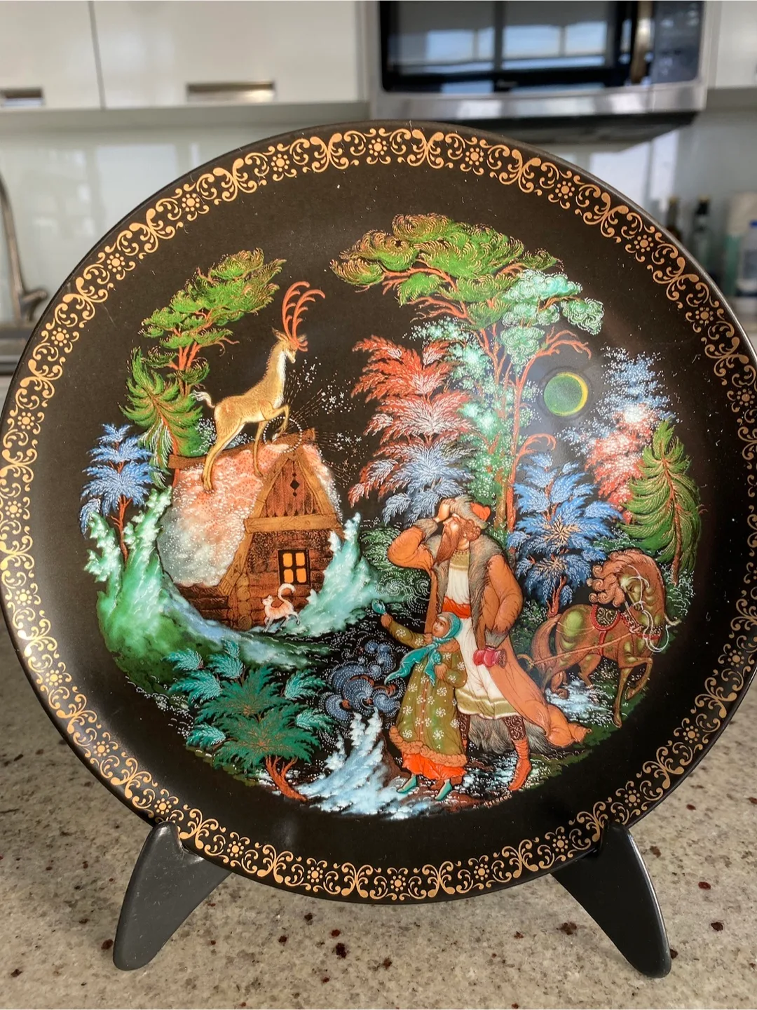Decorative hand painted Russian Lacquer Plate thumbnail