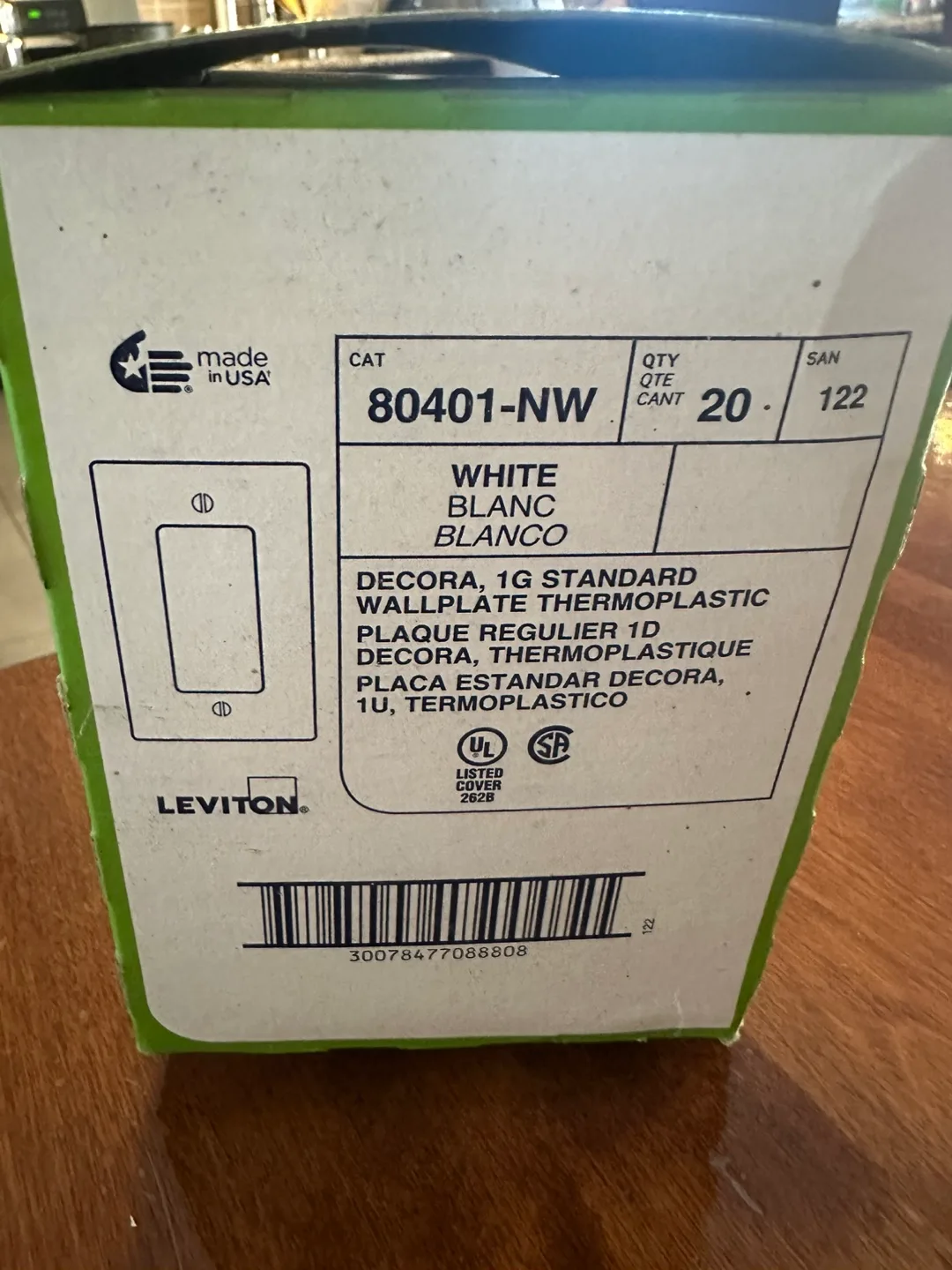 Leviton White 1G Standard Wallplates - Box of 20 image indicator(2)