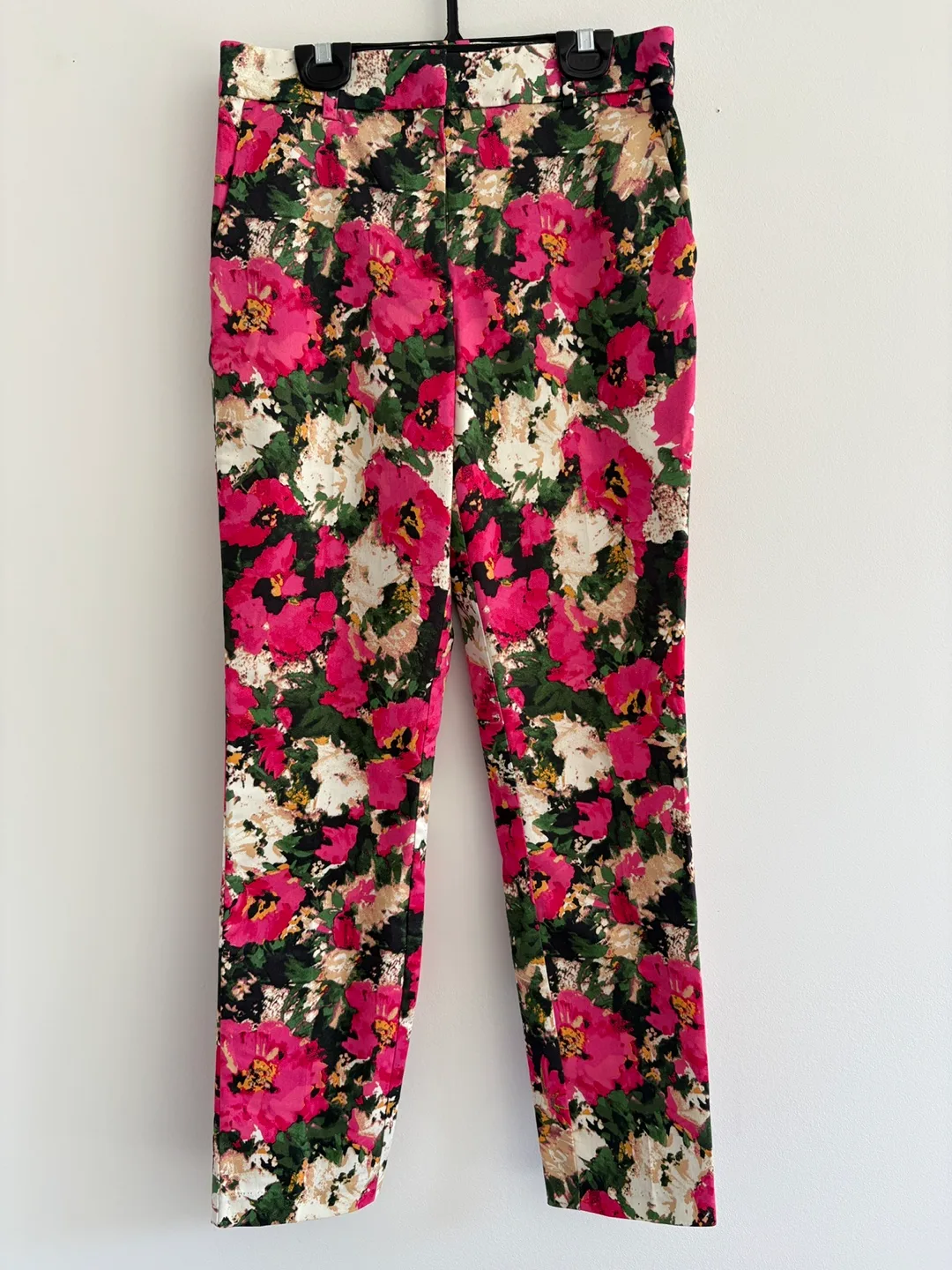 Gorgeous H&M Floral Print Pants, Size 4 thumbnail