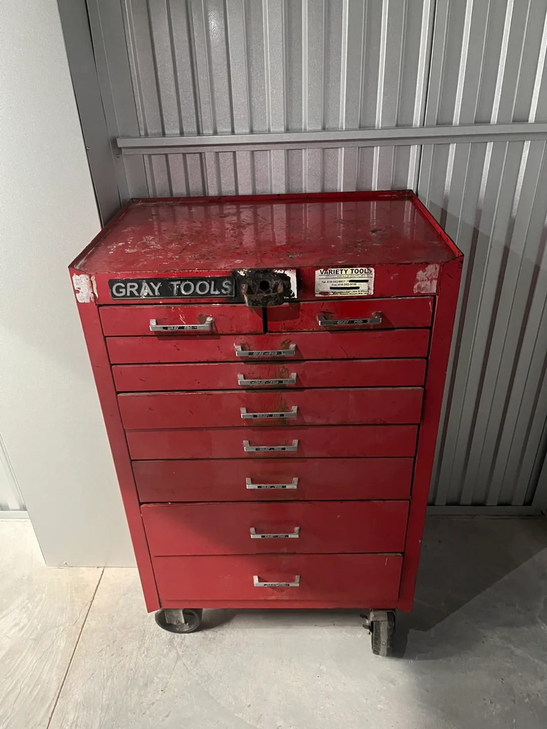 Gray Tools Red Rolling Tool Chest thumbnail