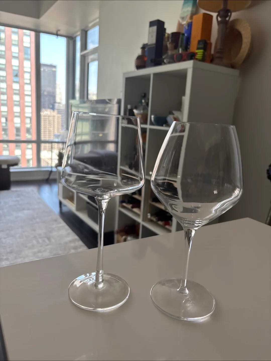 Large Luxury Wine Glasses (Luigi Bormioli & LUXBE) thumbnail