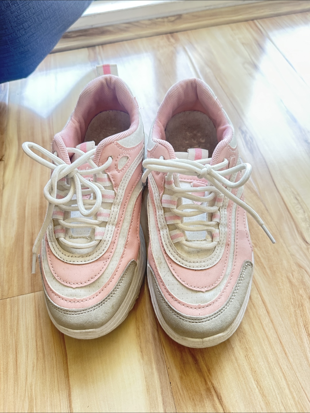 Pink & White Sneakers - photo 2