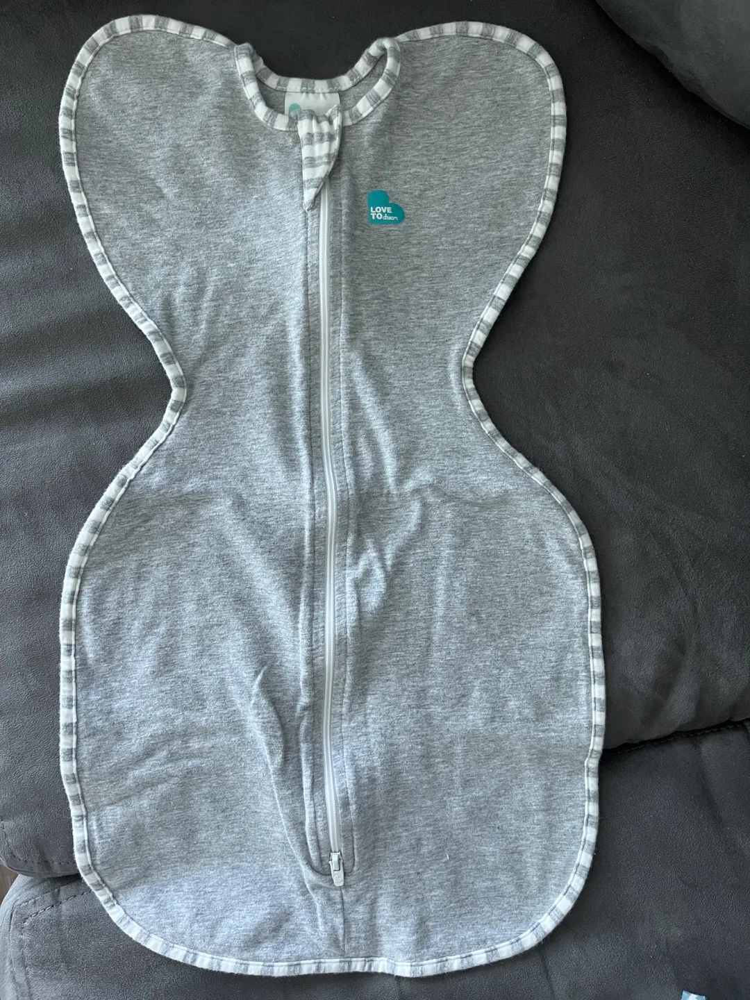 Baby Swaddle size S - Grey 1.0 Tog thumbnail