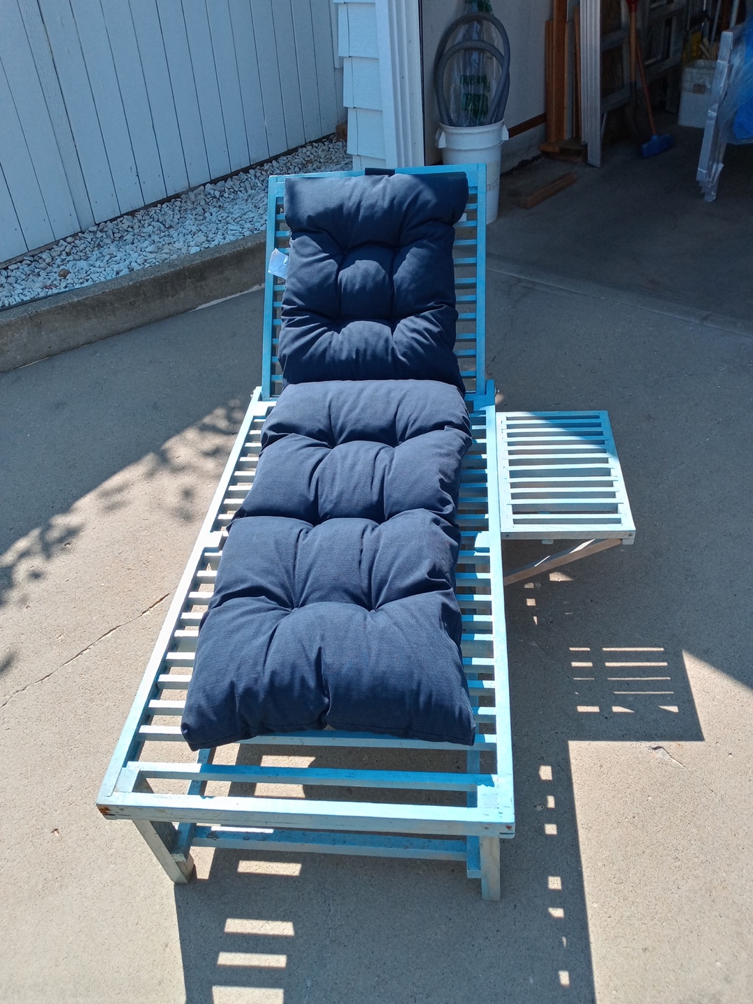 Outdoor Lounge Chair with Blue Cushions - photo 2