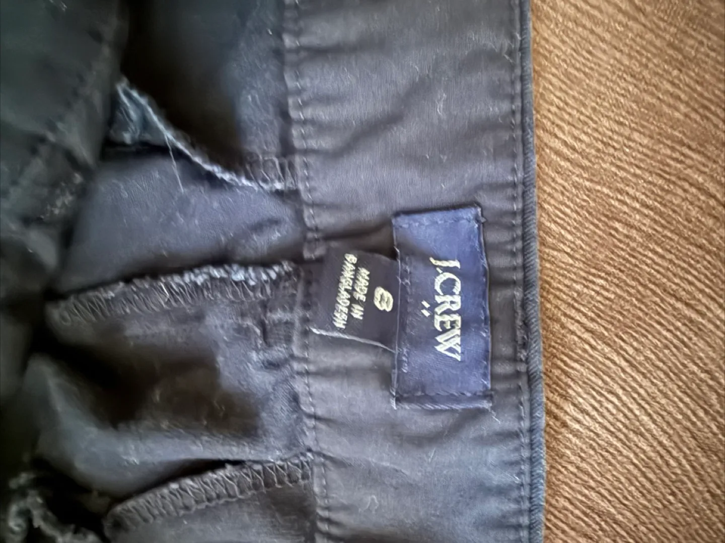 J.Crew Black Shorts - Size 8 🇨🇦 image indicator(3)