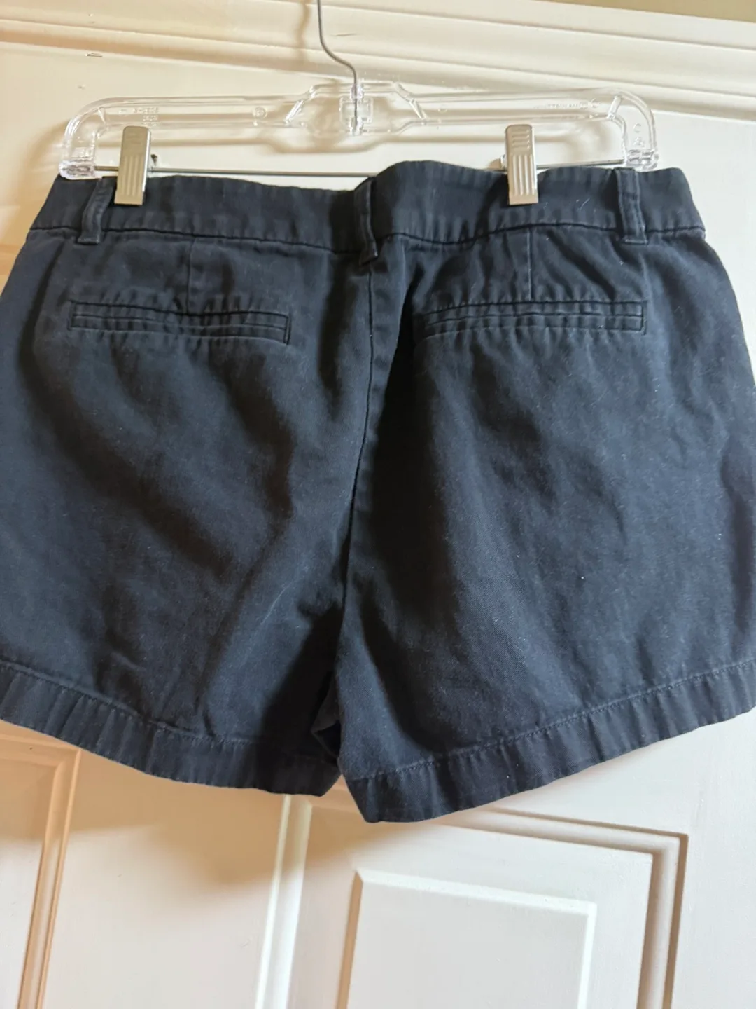 J.Crew Black Shorts - Size 8 🇨🇦 image indicator(2)