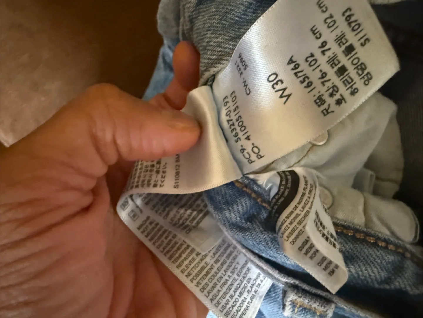 Levi's 501 Denim Shorts - Size W30 🇨🇦 image indicator(4)