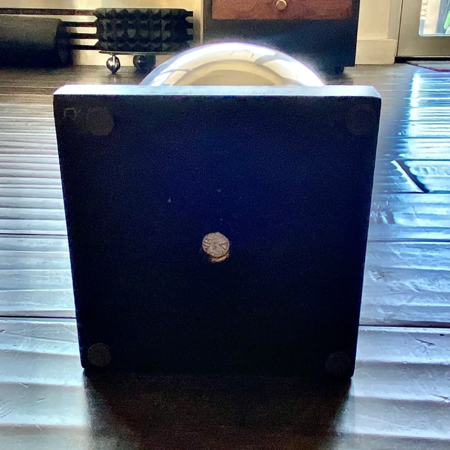 Silver/Chrome BIG APPLE SCULPTURE image indicator(3)