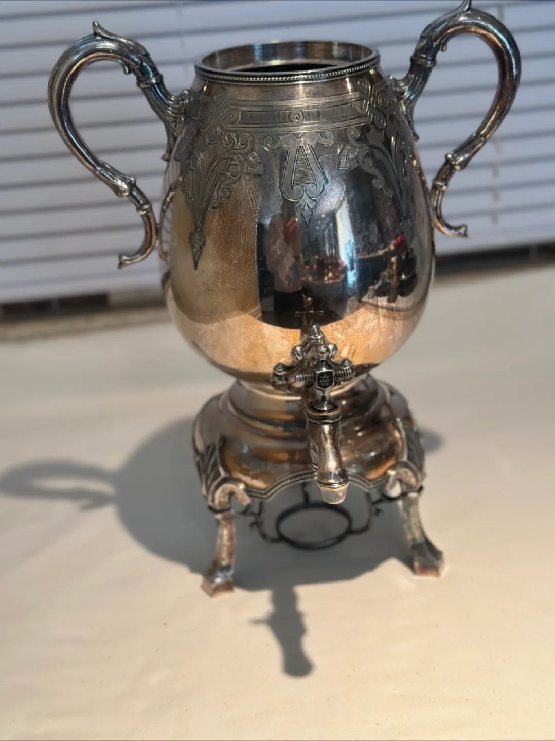 Antique Meriden Company Silver Plated Urn thumbnail