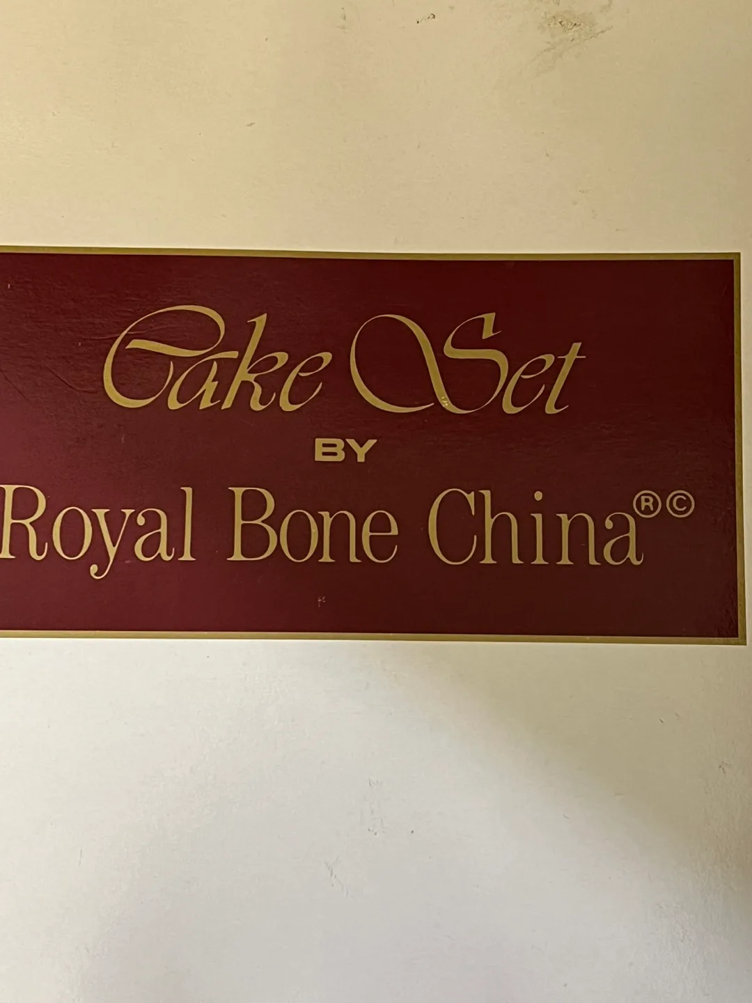 Royal Bone China Cake Set - Strawberry Field image indicator(2)