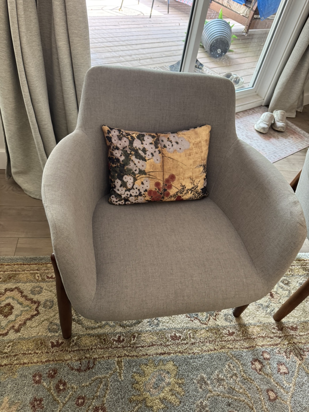 Set of 2 Grey Accent Chairs - photo 2