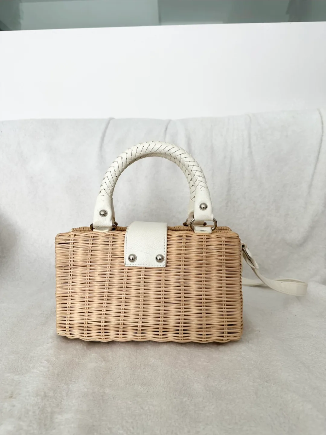 Authentic Free People Straw Wicker Rattan Basket Crossbody Bag image indicator(3)