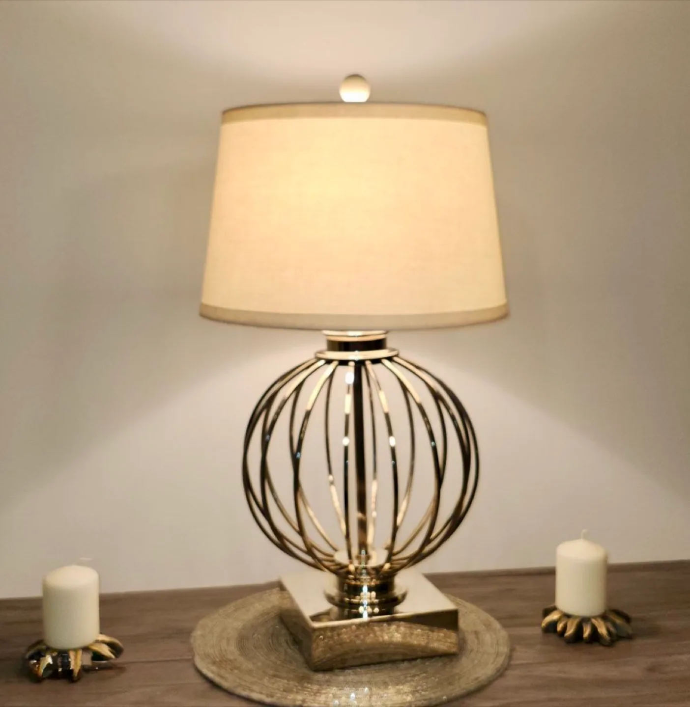 Decorative Gold Table Lamp thumbnail