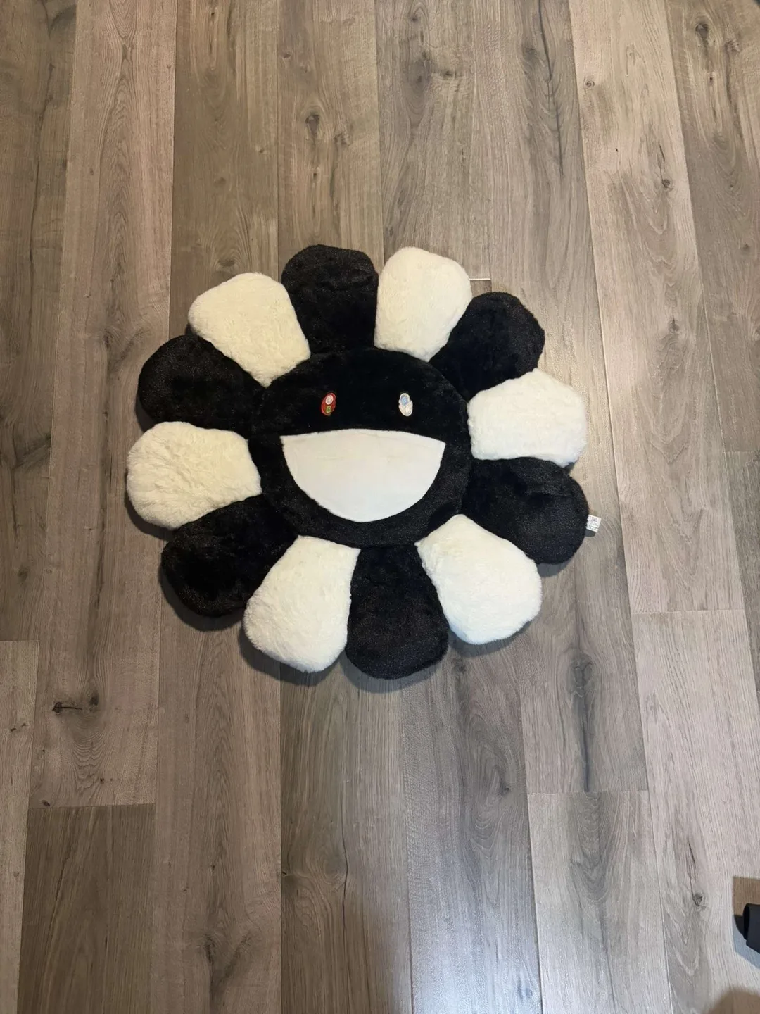 Takashi Murakami Flower Plush Pillows 60CM image indicator(6)