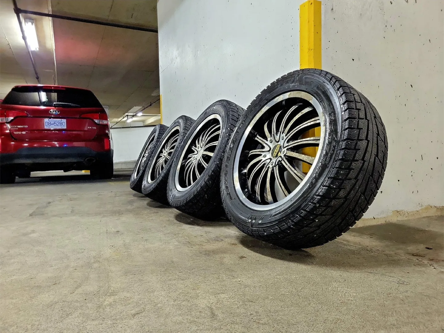 Tires 235/55/18 thumbnail