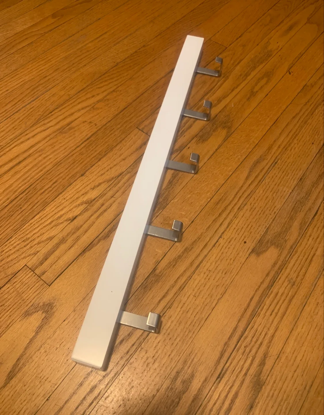 IKEA TJUSIG White Coat Rack with 5 Hooks 🇨🇦 thumbnail