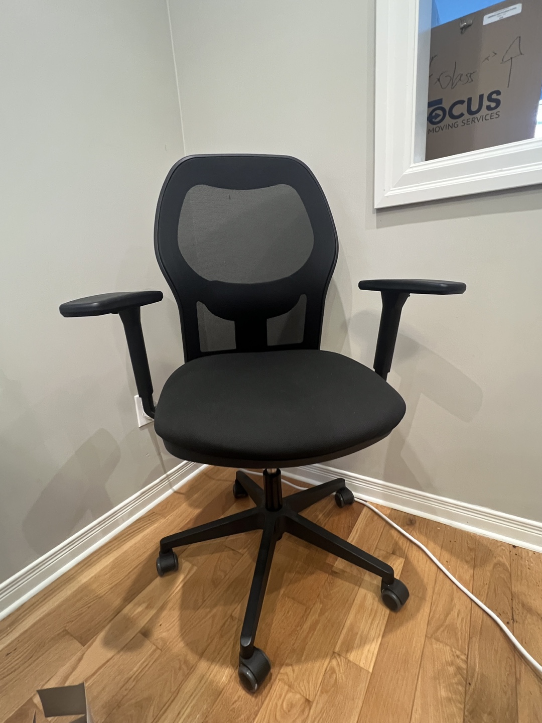 Black Office Chair - photo 2