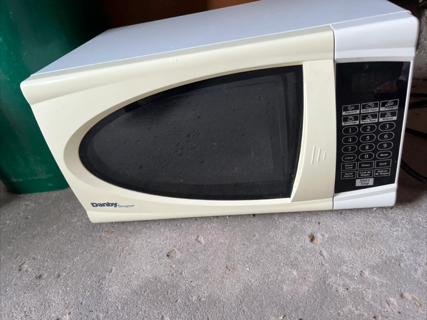 🇨🇦Danby Microwave thumbnail