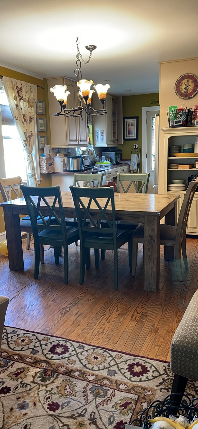 Dining set. Price to sell