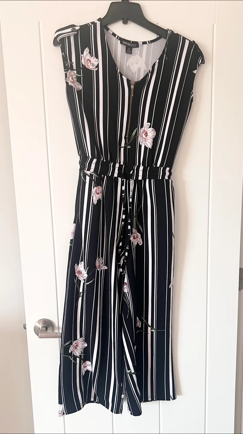 Impressions Black & White Floral Jumpsuit size small image indicator(3)